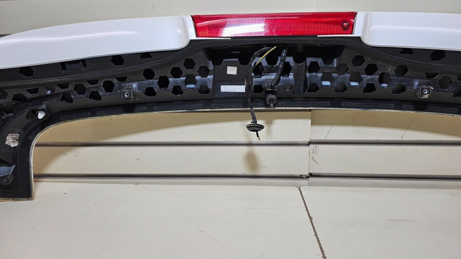 11-18 Focus MK3 Rear Tail Lift Gate Trunk Upper Third Brake Light Spoiler White