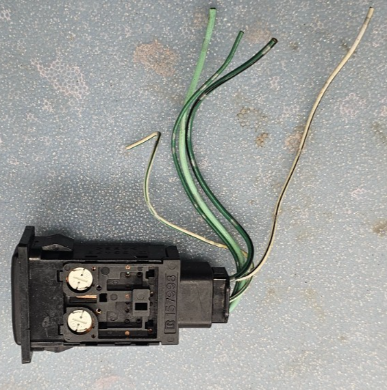 🔥99-03 Lexus RX300 IS300 Drivers Seat Heat Control Switch Black OEM
