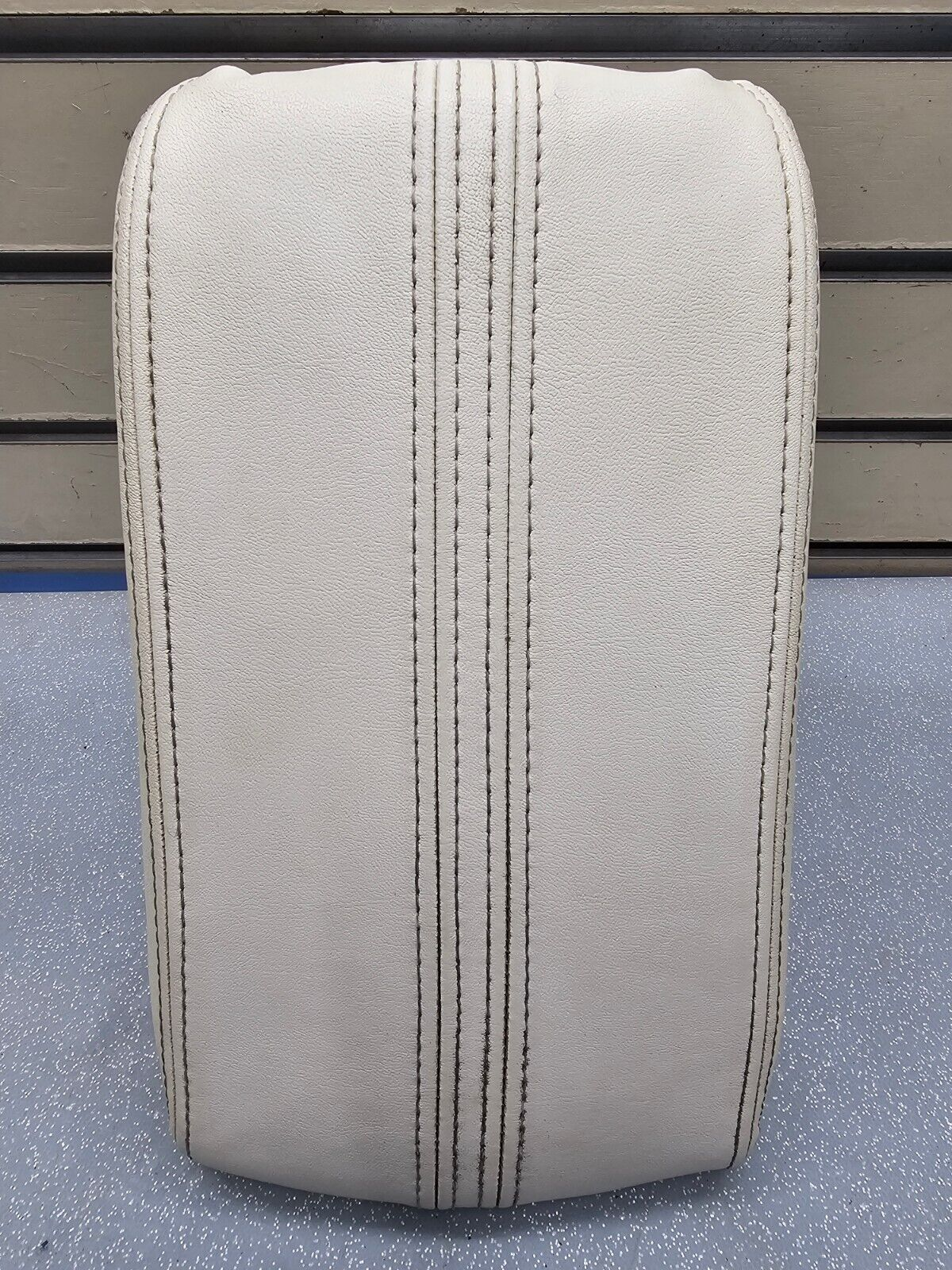 10-12 Lincoln MKZ Center Console Lid Armrest Top Storage Leather Assembly LT TAN