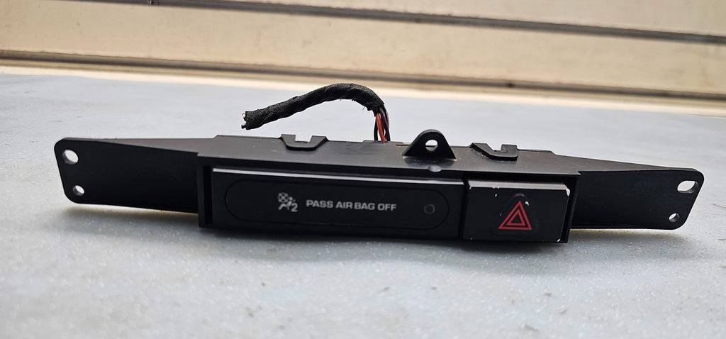 🔥01-07 CARAVAN Grand Caravan Town & Country  warning HAZARD LIGHT SWITCH BLACK