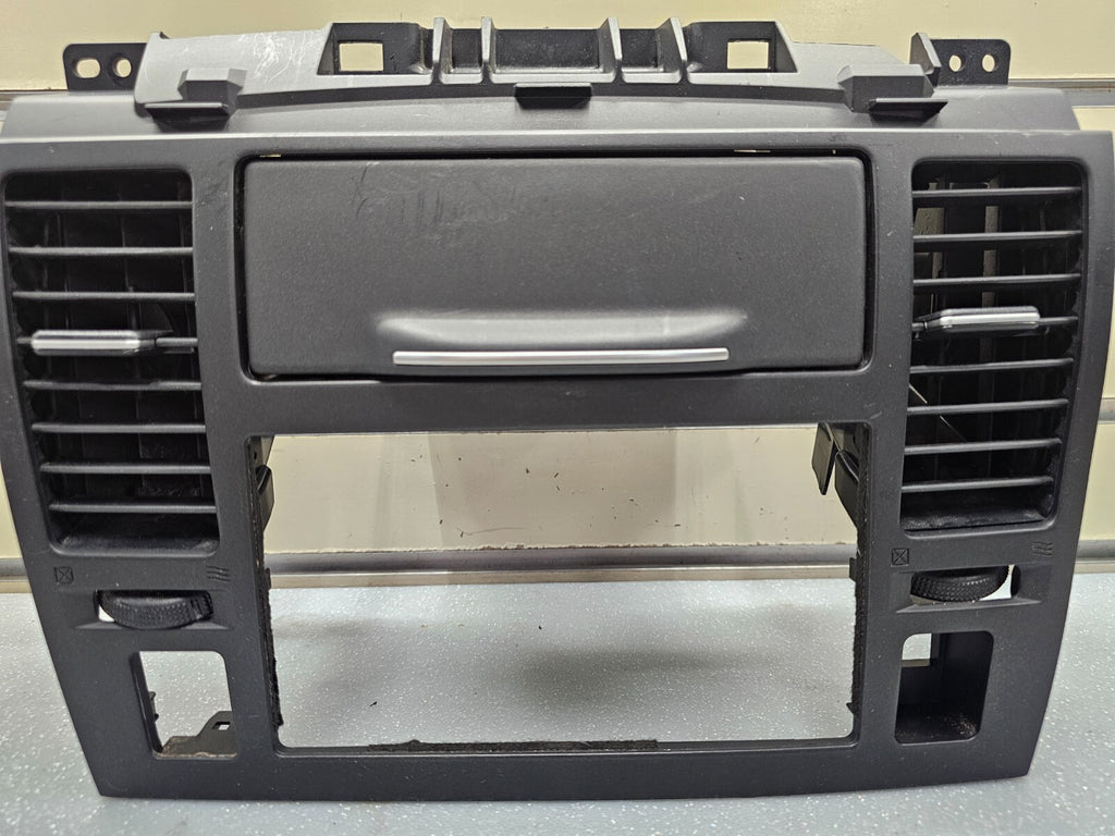 07-12 Nissan VERSA Dash AM FM Radio Stereo Display Bezel Trim Panel DK GRAY B74
