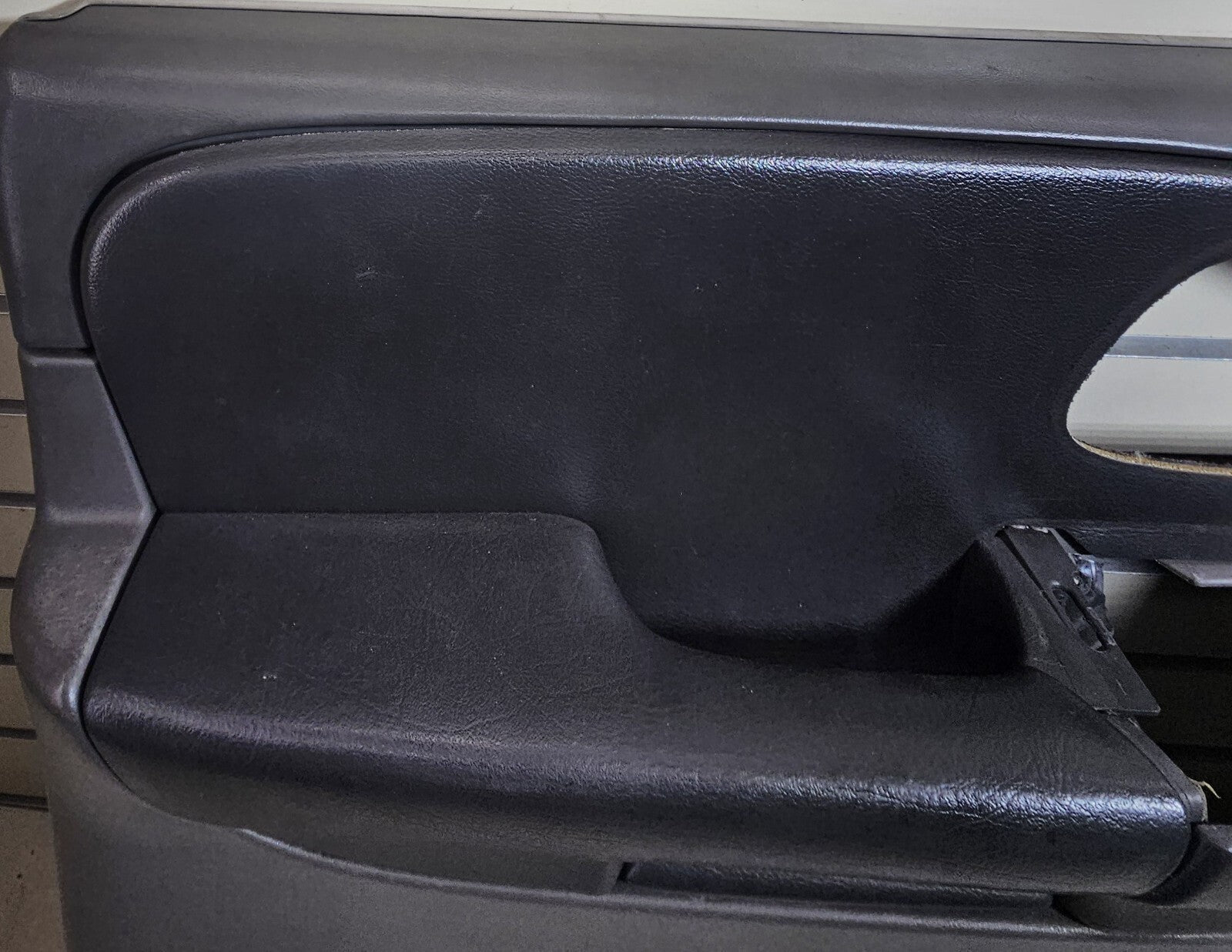 🔥02-09 CHEVY TRAILBLAZER Door Panel  Front LEFT&RIGHT Set2 armrest GRAY DK G D8