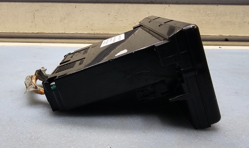 🔥04-06 Volvo S40 05-06 V50 Dash Multi Functional Display Screen