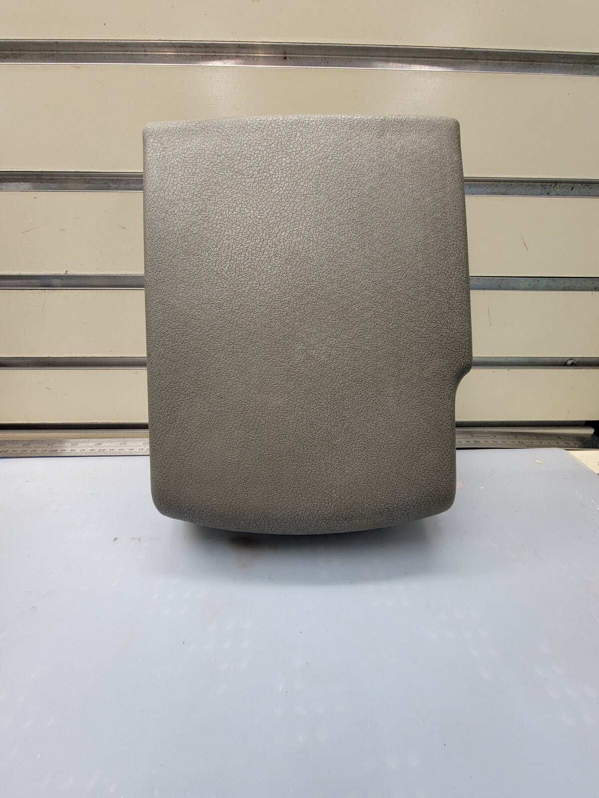 🔥05-10 COMMANDER GRAND CHEROKEE CENTER CONSOLE ARMREST LID TOP PAD DARK GRAY/JC