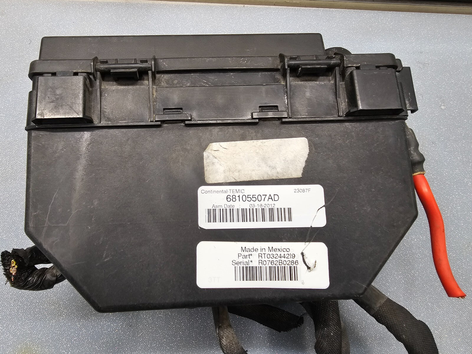 🔥2012 GRAND CARAVAN TOWN & COUNTRY VW ROUTAN FUSE BOX TIPM POWER MODULE RELAY