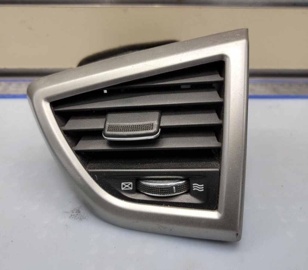 🔥12-17 Hyundai Veloster Passenger Front Dash A/C Heater Air Vent Assembly OEM