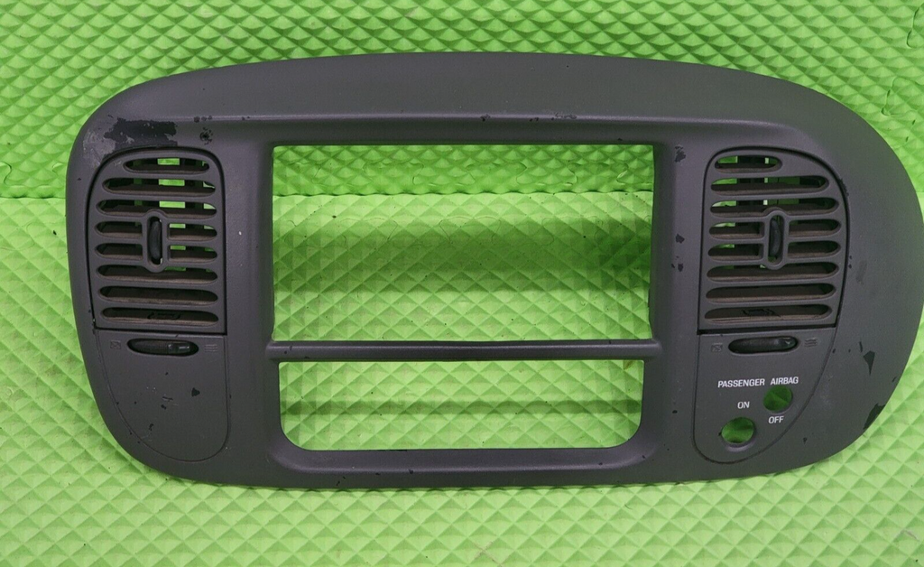 🔥1997-2003 Ford F150 Center Dash Radio Climate BEZEL Trim Panel Line Gray B1