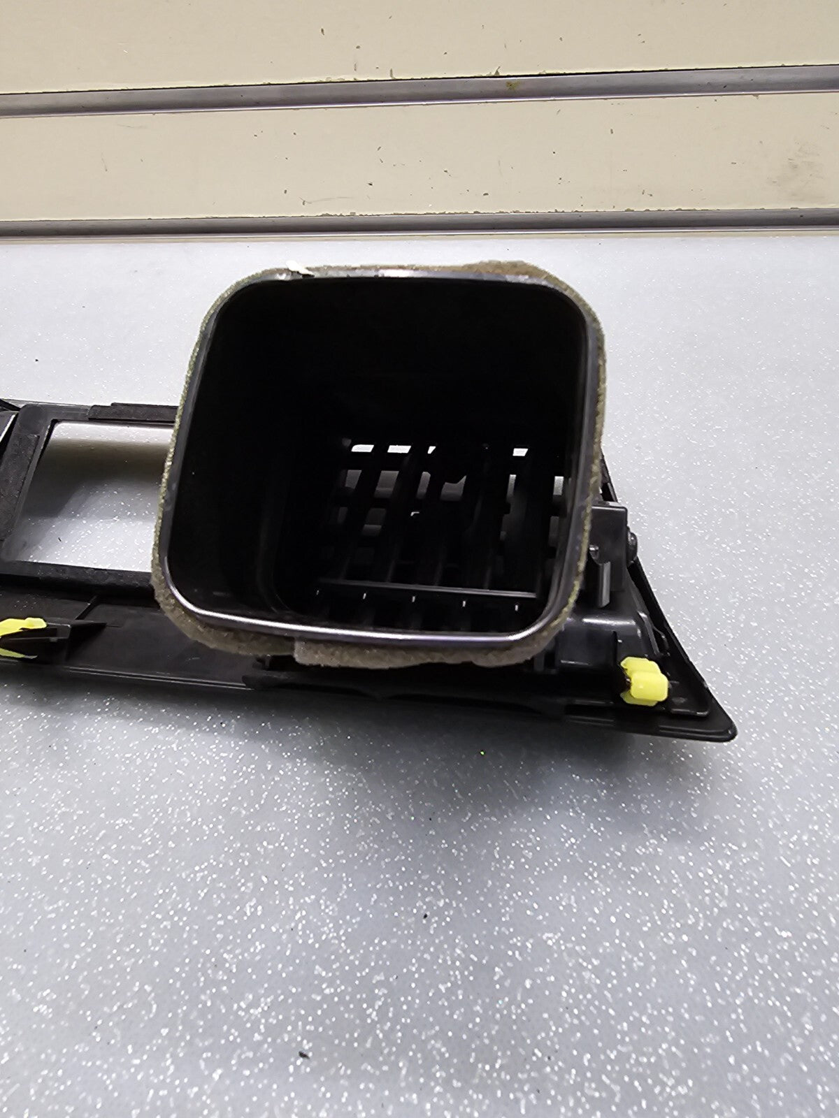 🔥08-13 Toyota Highlander Center Dash AC Air Vents Trim Bezel Assembly Black OEM