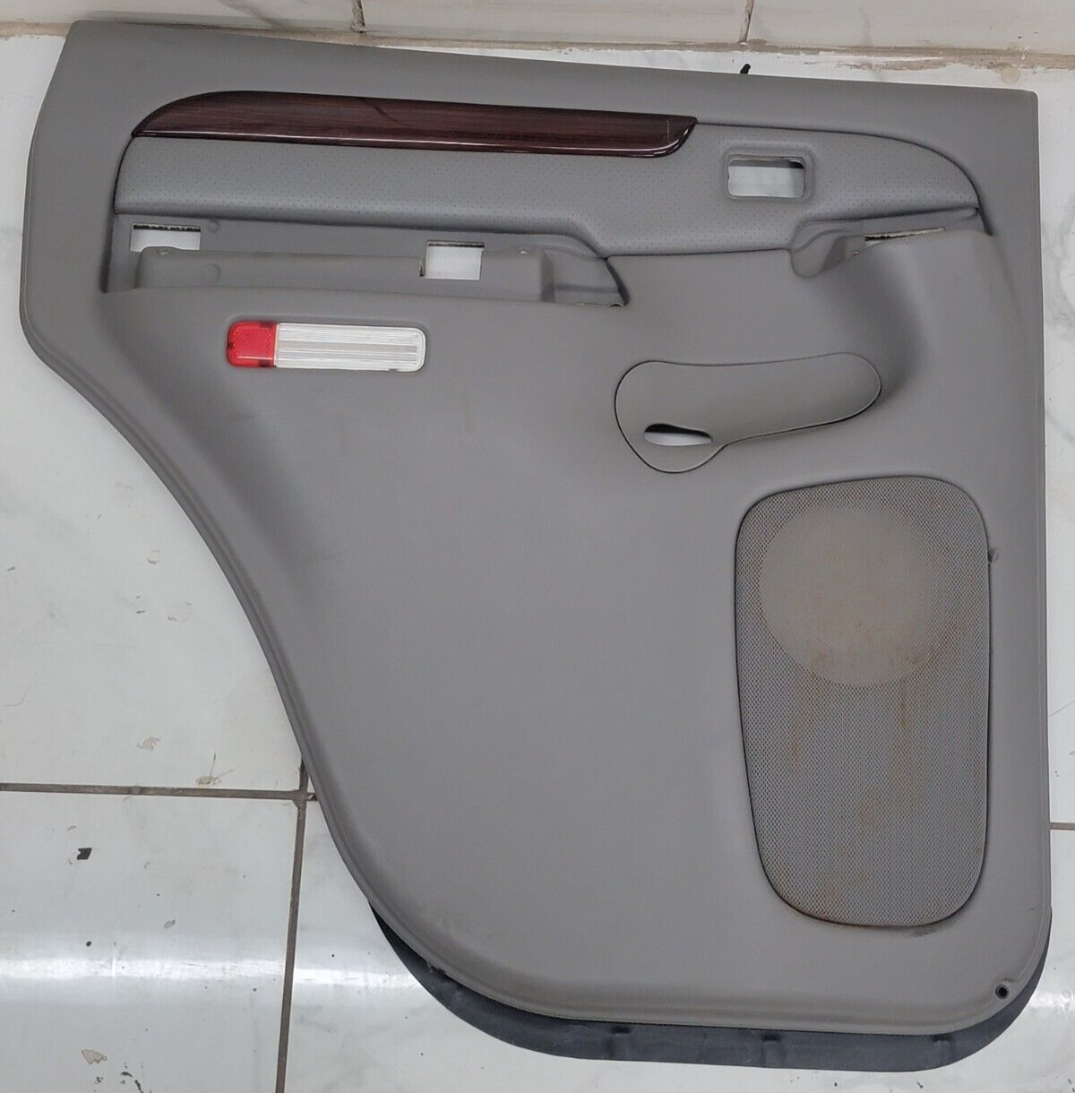 🔥99-06 Silverado SIERRA Door Panel Rear LEFT /No Arm LIGHT GRAY G-H2 D7