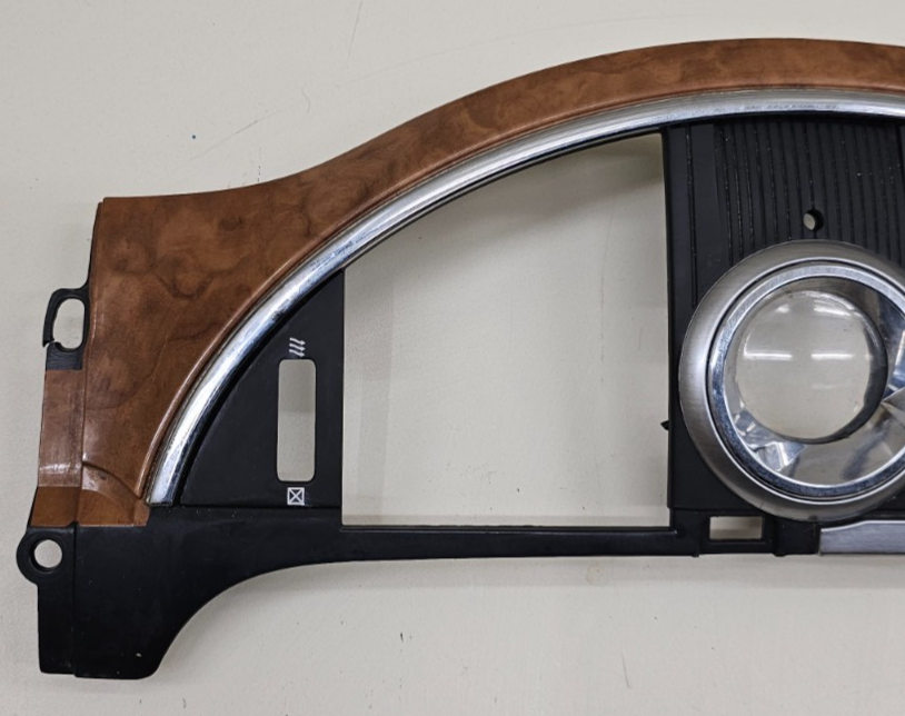 🔥08-12 BUICK ENCLAVE Center Dash Clock Instrument Panel Trim Woodgrain Silver