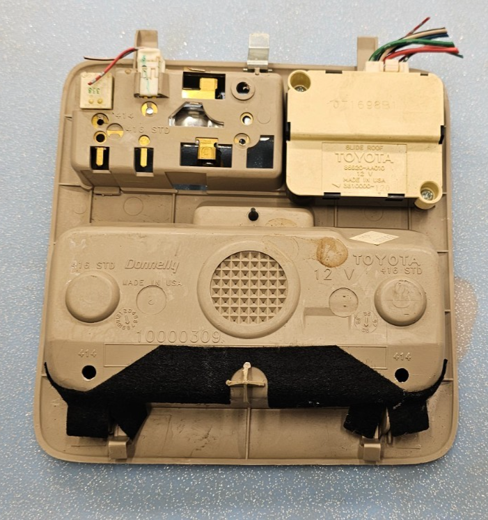 00-05 TOYOTA HIGHLANDER Overhead Console Sunglasses Storage Sunroof Switch TAN