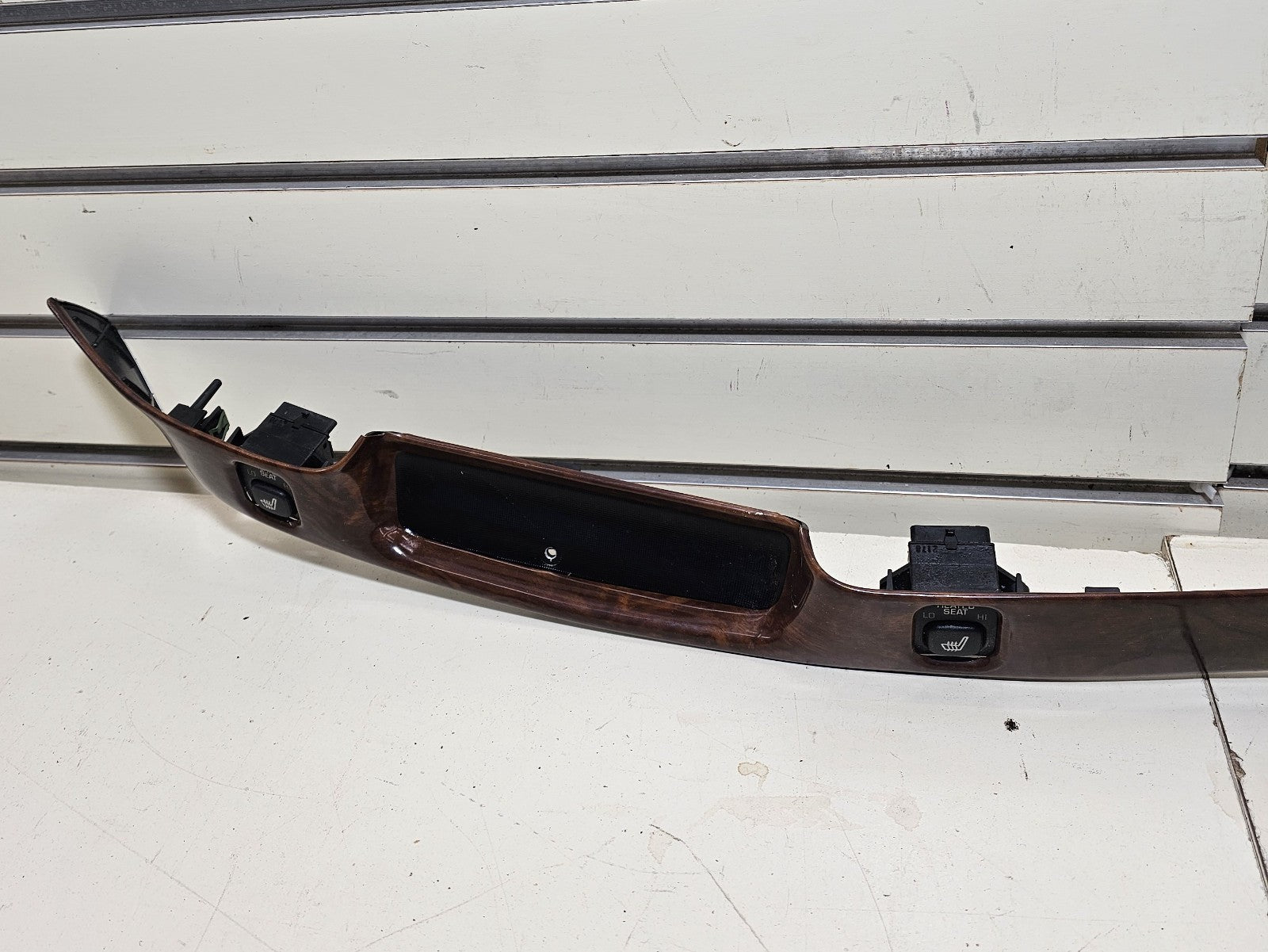 97-05 Buick Park Avenue Center Dash Heater Climate Control Bezel Trim Panel Wood