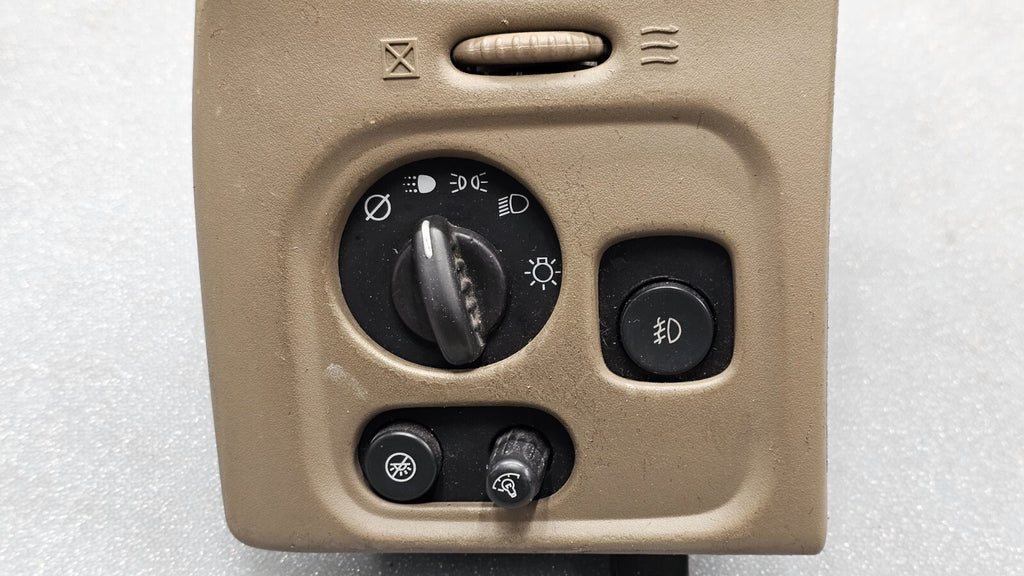 04-07 Buick Rainier Dash Left Driver Headlight Switch Air Vent Heater Panel Tan