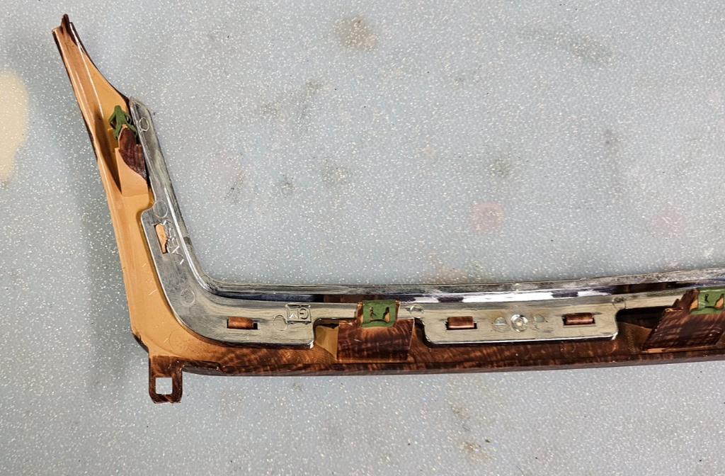 🔥08-12 Chevy MALIBU Center Dash Radio Bezel Panel UPPER A/C Vent Trim Woodgrain
