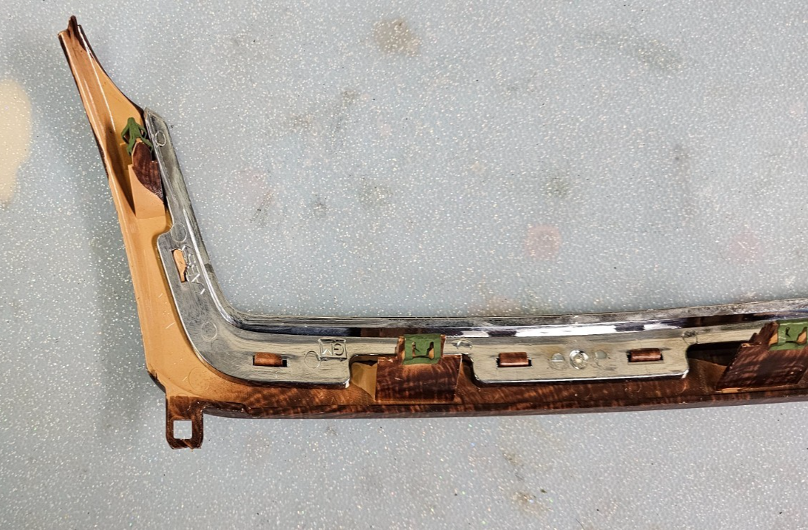 🔥08-12 Chevy MALIBU Center Dash Radio Bezel Panel UPPER A/C Vent Trim Woodgrain