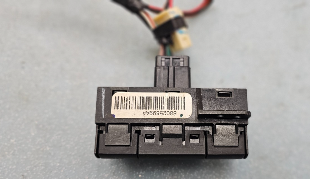 🔥09-10 Chrysler 300 Grand Caravan Hazard Warning Light Control Switch Black OEM