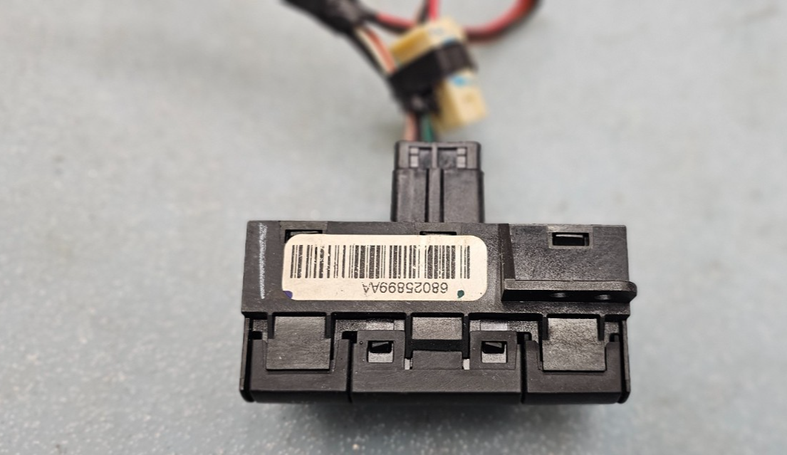 🔥09-10 Chrysler 300 Grand Caravan Hazard Warning Light Control Switch Black OEM
