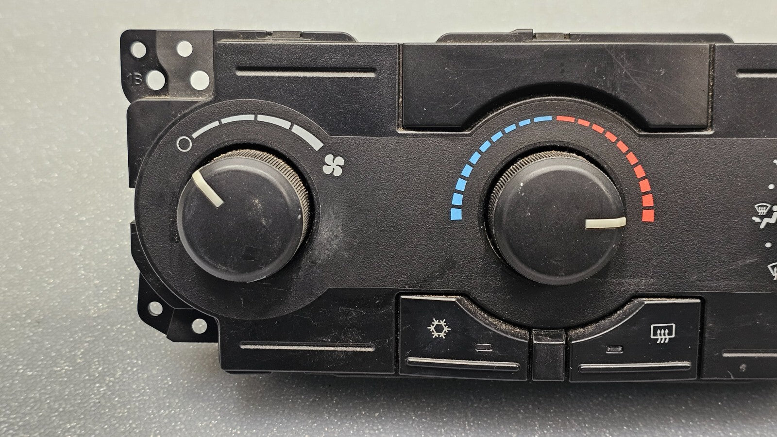 🔥05-07 Grand Cherokee Commander Dash AC Heater Temperature Climate Control Unit
