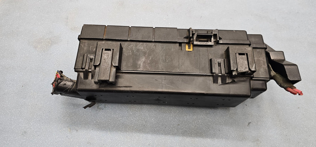 🔥2007 Jeep Liberty Under Hood Engine Relay Fuse Box Power Module Junction Block