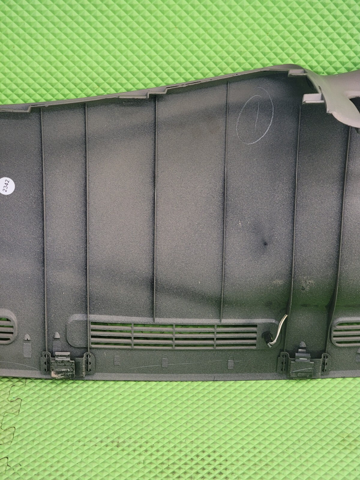 99-06 SILVERADO SIERRA TAHOE Upper Dashpad Cap Cover Top Dashboard LIGT GRAY DP1