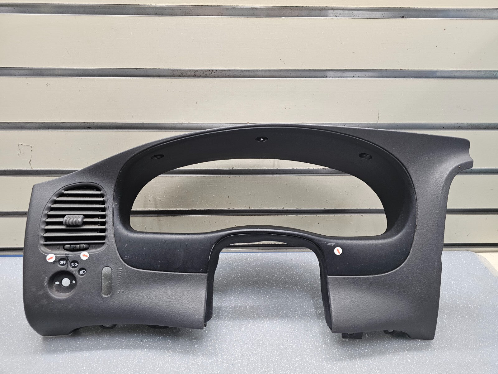 95-06 Ford RANGER EXPLORER Instrument Cluster Dash BEZEL Speedo Trim DK GRAY C15