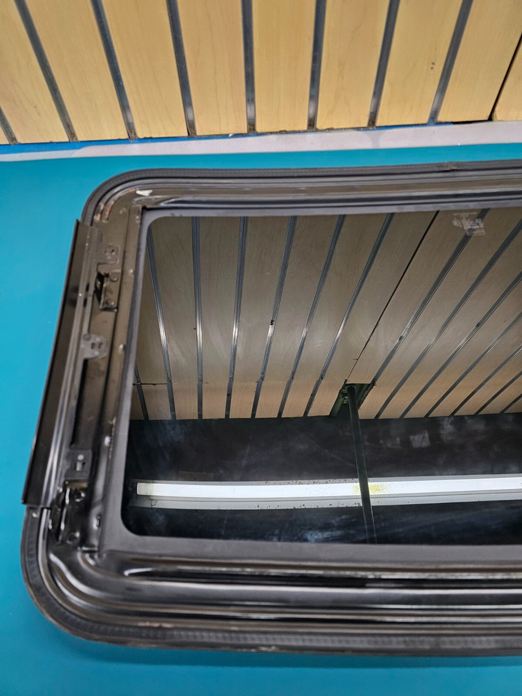 2006-2012 Ford Fusion Sun Roof Moon Roof Window Glass Lid Assembly Motorized OEM