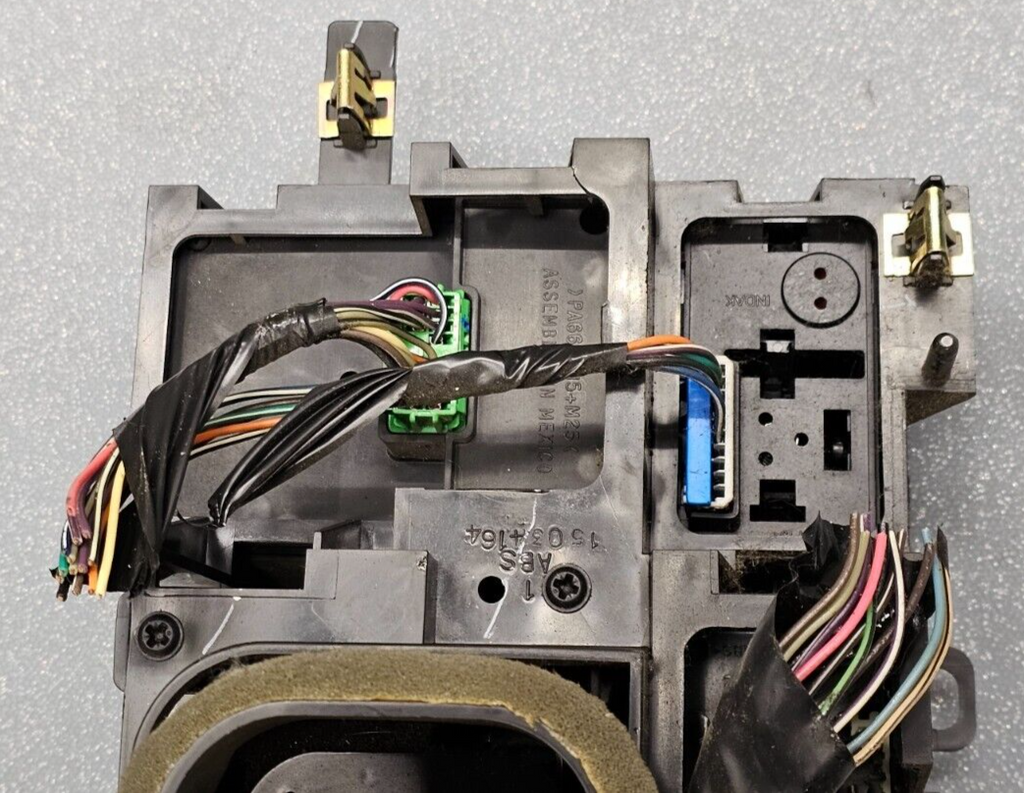 🔥99-06 Chevy Silverado Sierra Headlight Switch left Driver Air Vent Black HS19