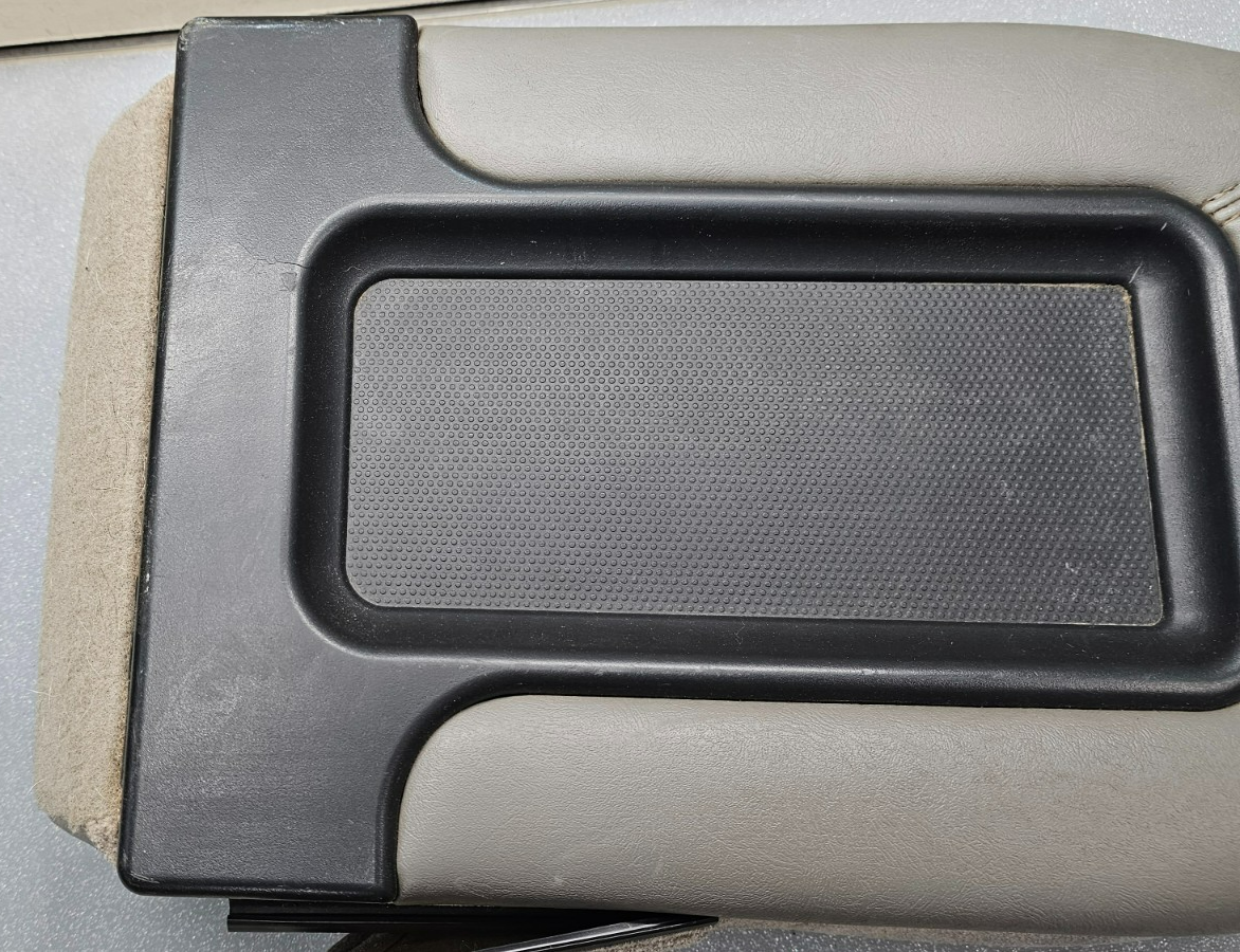 🔥99-06 SILVERADO SIERRA Center Console JUMP SEAT Armrest Leather Gray JS4