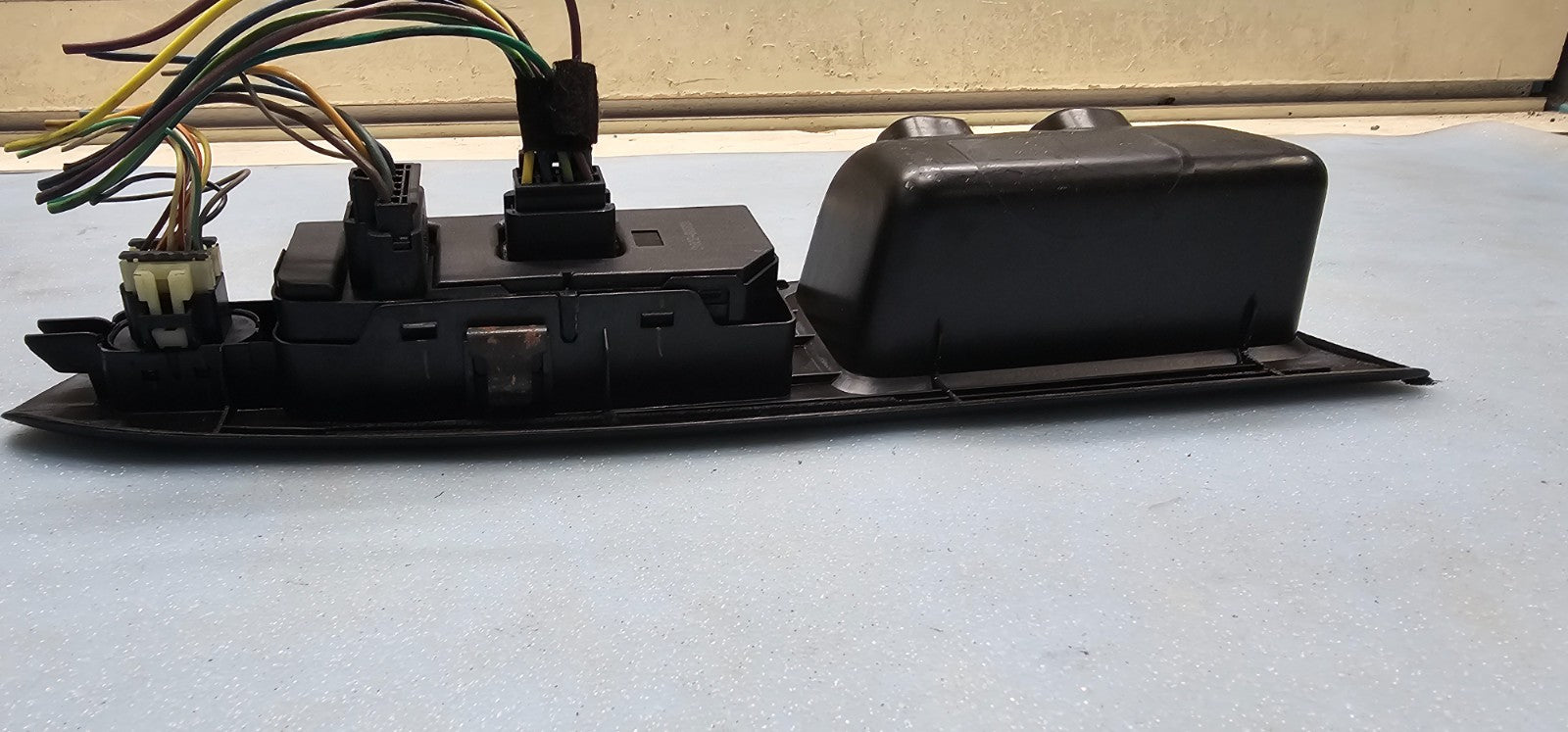 🔥09-16 CHEVY IMPALA LEFT DRIVER MASTER POWER DOOR WINDOW SWITCH BEZEL BLACK