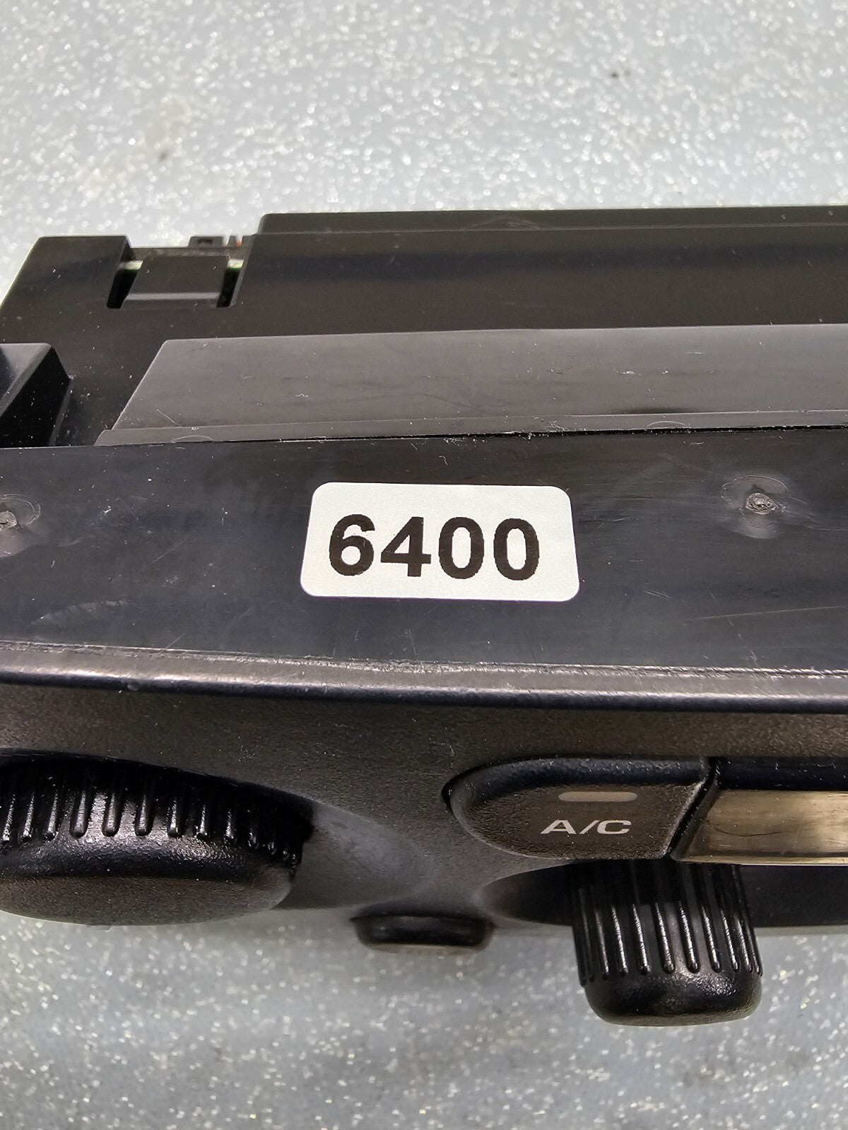 99-04 JEEP GRAND CHEROKEE Dash AC Heater Temperature Climate Control Conditioner