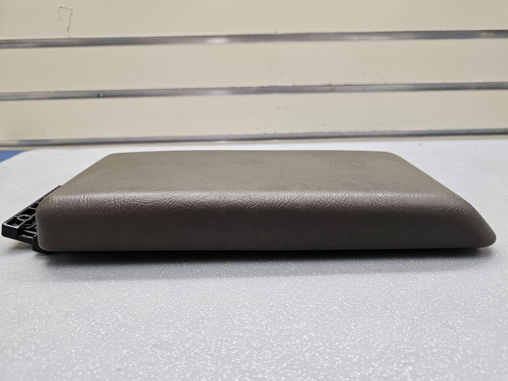 🔥94-00 Mercedes W202 C220 C280 Center Console Storage Lid Armrest Assembly Tan