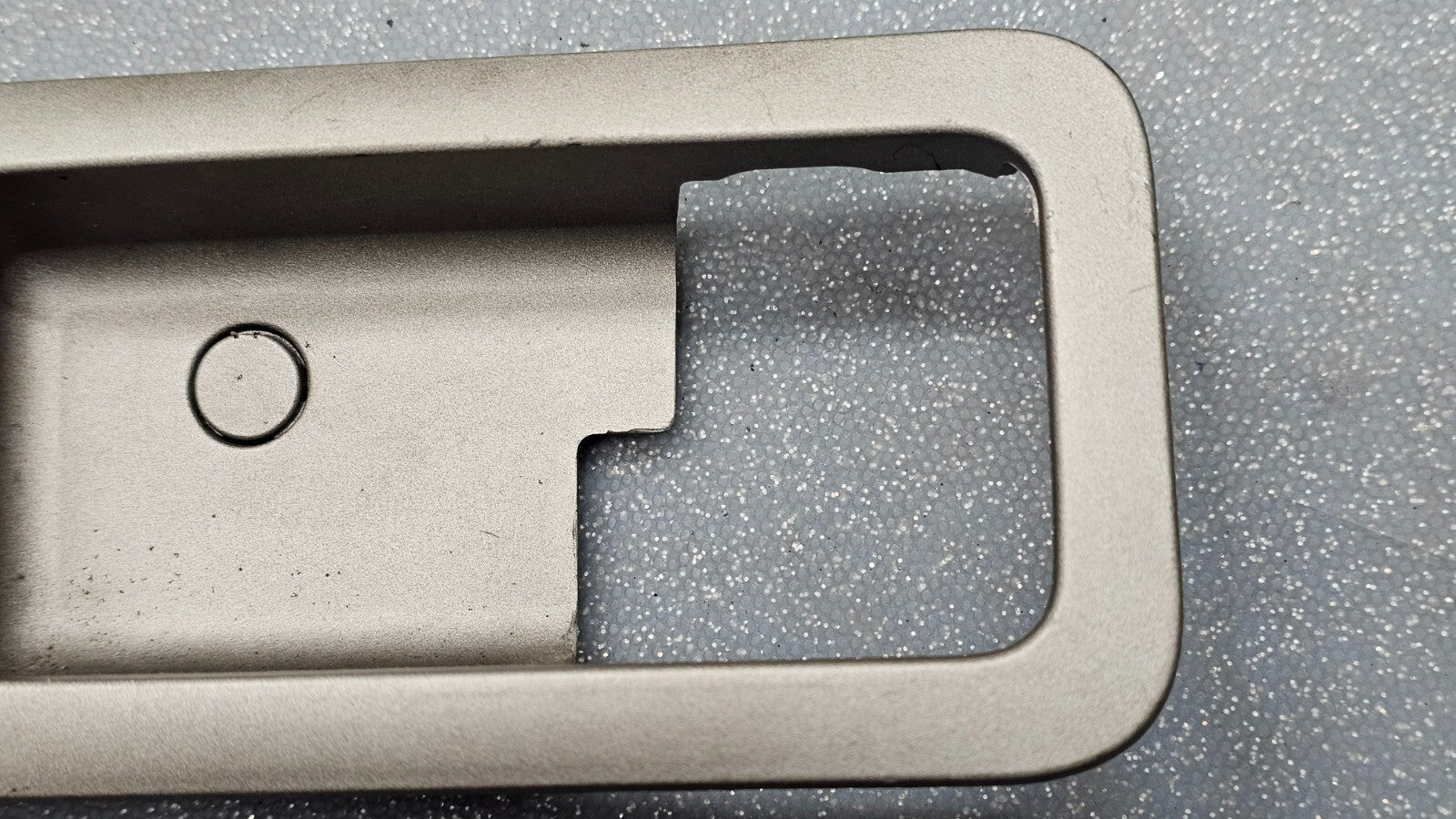 🔥06-09 Fusion Milan MKZ Front Right Passenger Door Handle Bezel Switch Silver