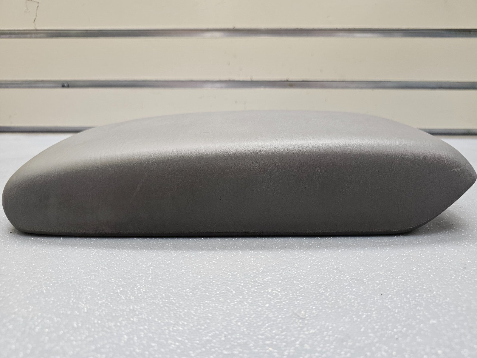 🔥02-06 CAMRY SOLARA LEXUS ES330 CENTER CONSOLE LID ARM REST COVER ASSEMBLY GRAY