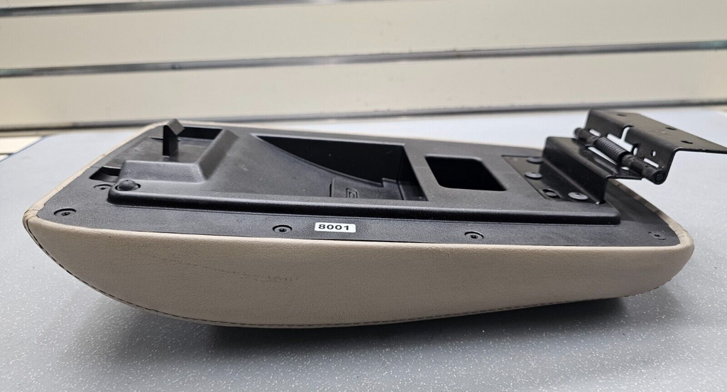 🔥05-09 Buick LaCrosse Allure Front Center Console Armrest Storage Box Lid Tan
