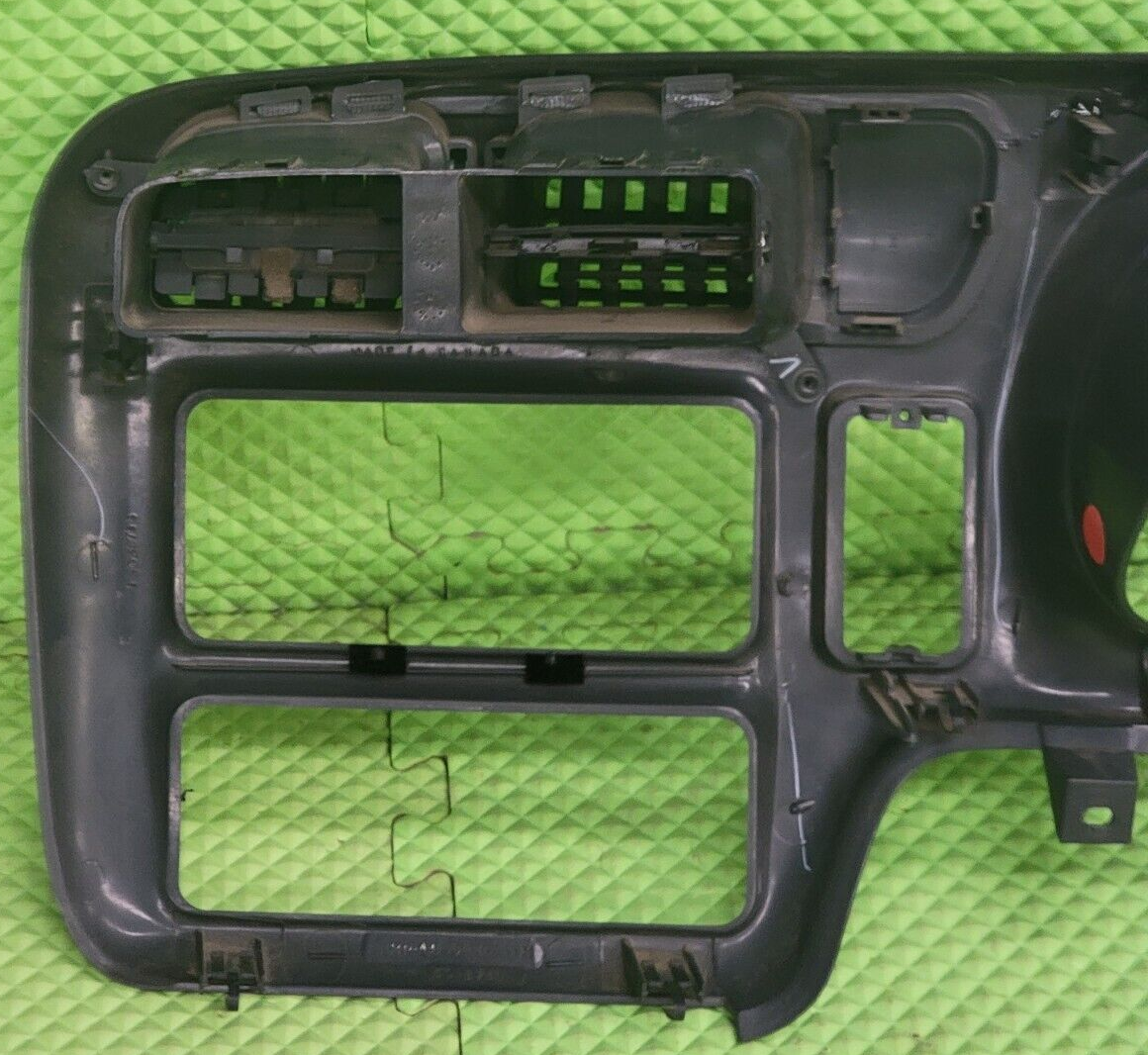 🔥1998-2004 BLAZER S10 JIMMY SONOMA Cluster Dash Radio Bezel BLACK C8