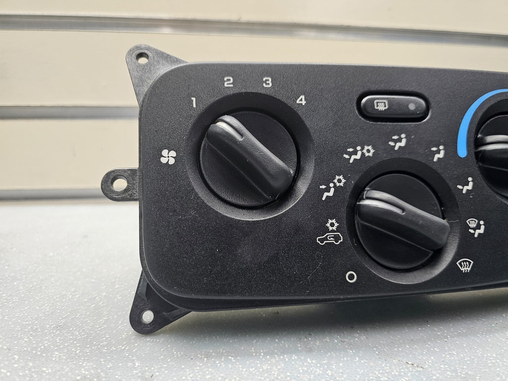 🔥04-07 Jeep Liberty Dash CLIMATE CONTROL UNIT Temperature Heat Rear Defrost OEM