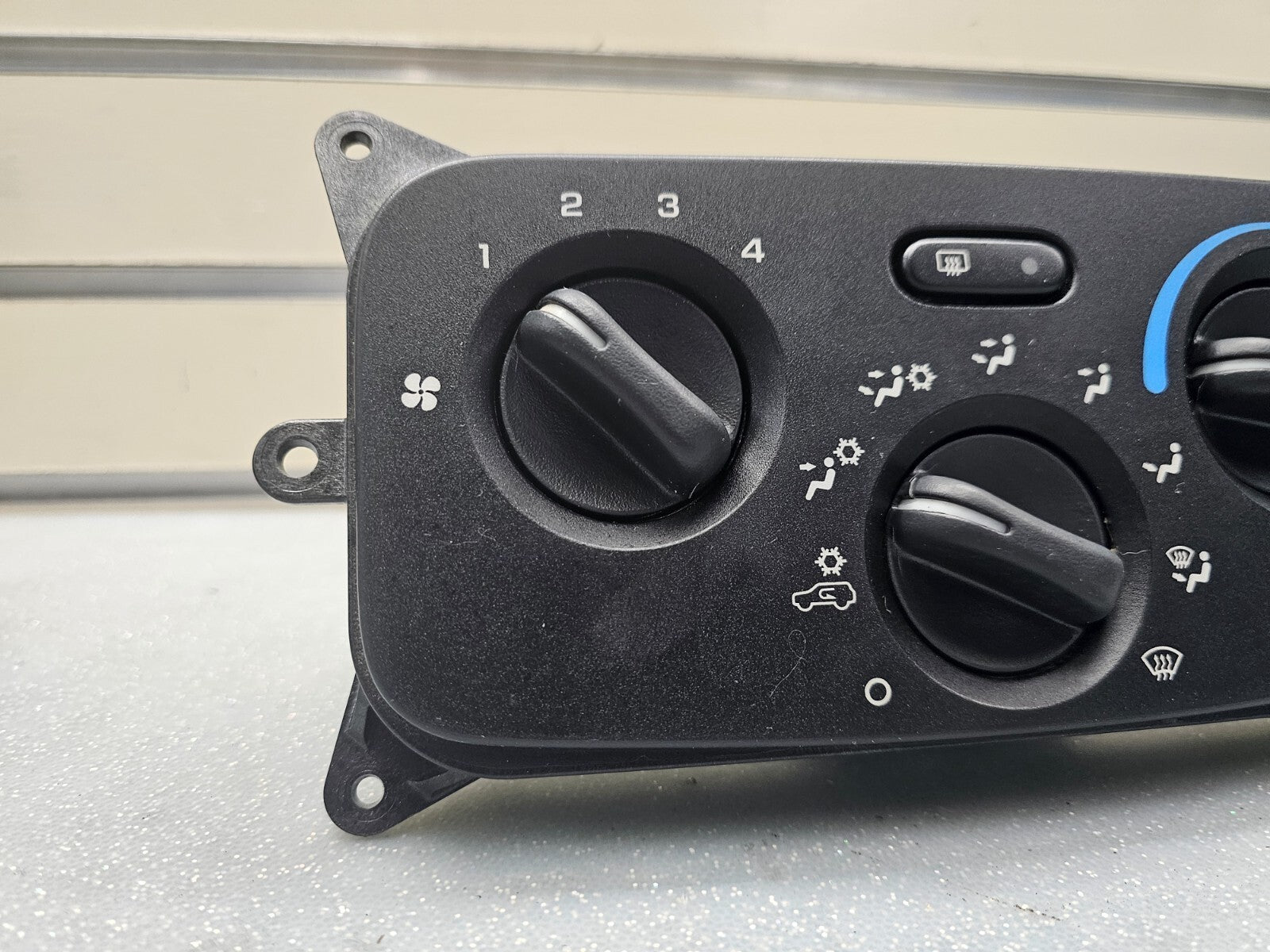 🔥04-07 Jeep Liberty Dash CLIMATE CONTROL UNIT Temperature Heat Rear Defrost OEM