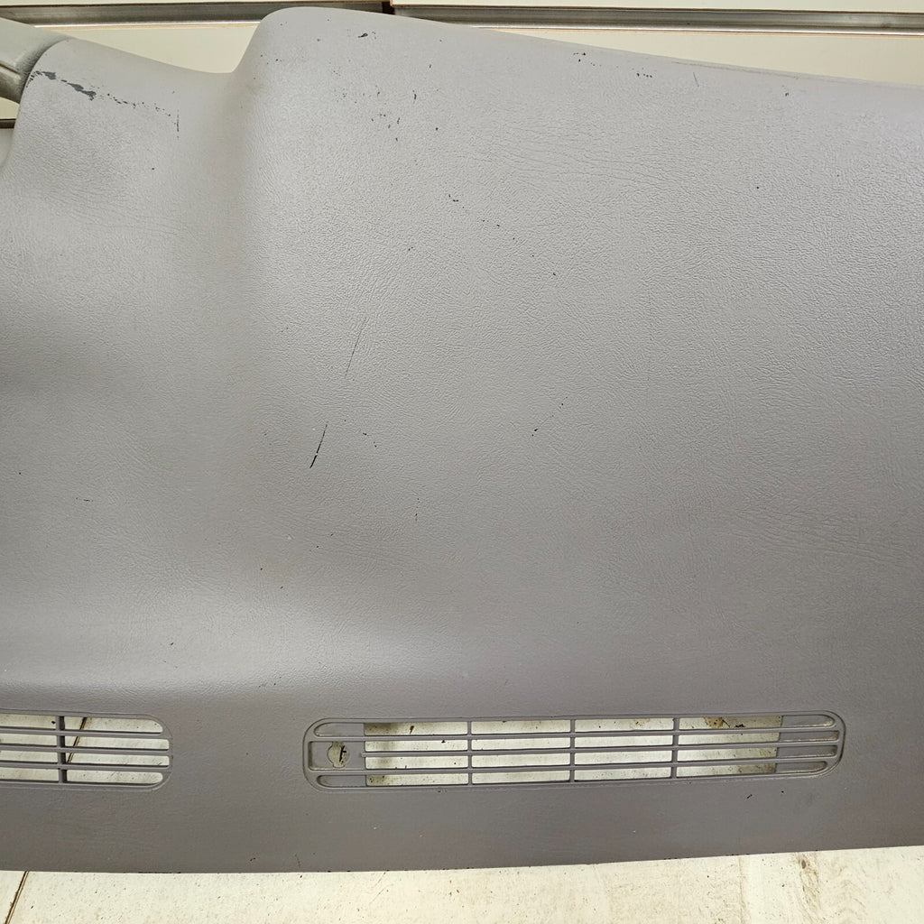 99-06 SILVERADO SIERRA TAHOE Upper Dash Cap Cover Top Dashboard Pad LT Gray DP1