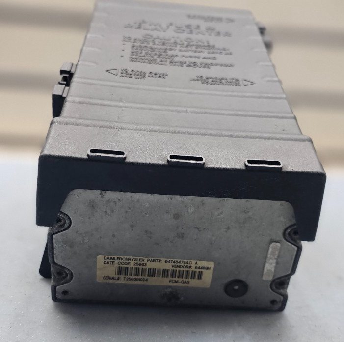🔥03-06 DODGE GRAND CARAVAN TIPM FUSE BOX JUNCTION MODULE OEM