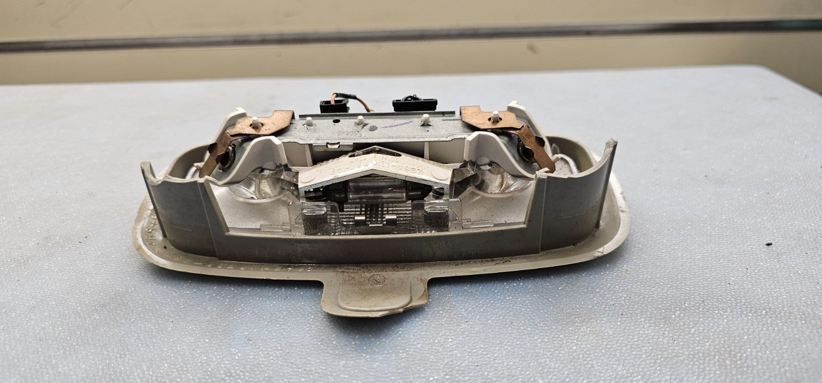 🔥00-07 Focus Freestar Monterey Front Dome Map Light Lamp Overhead Assembly Tan