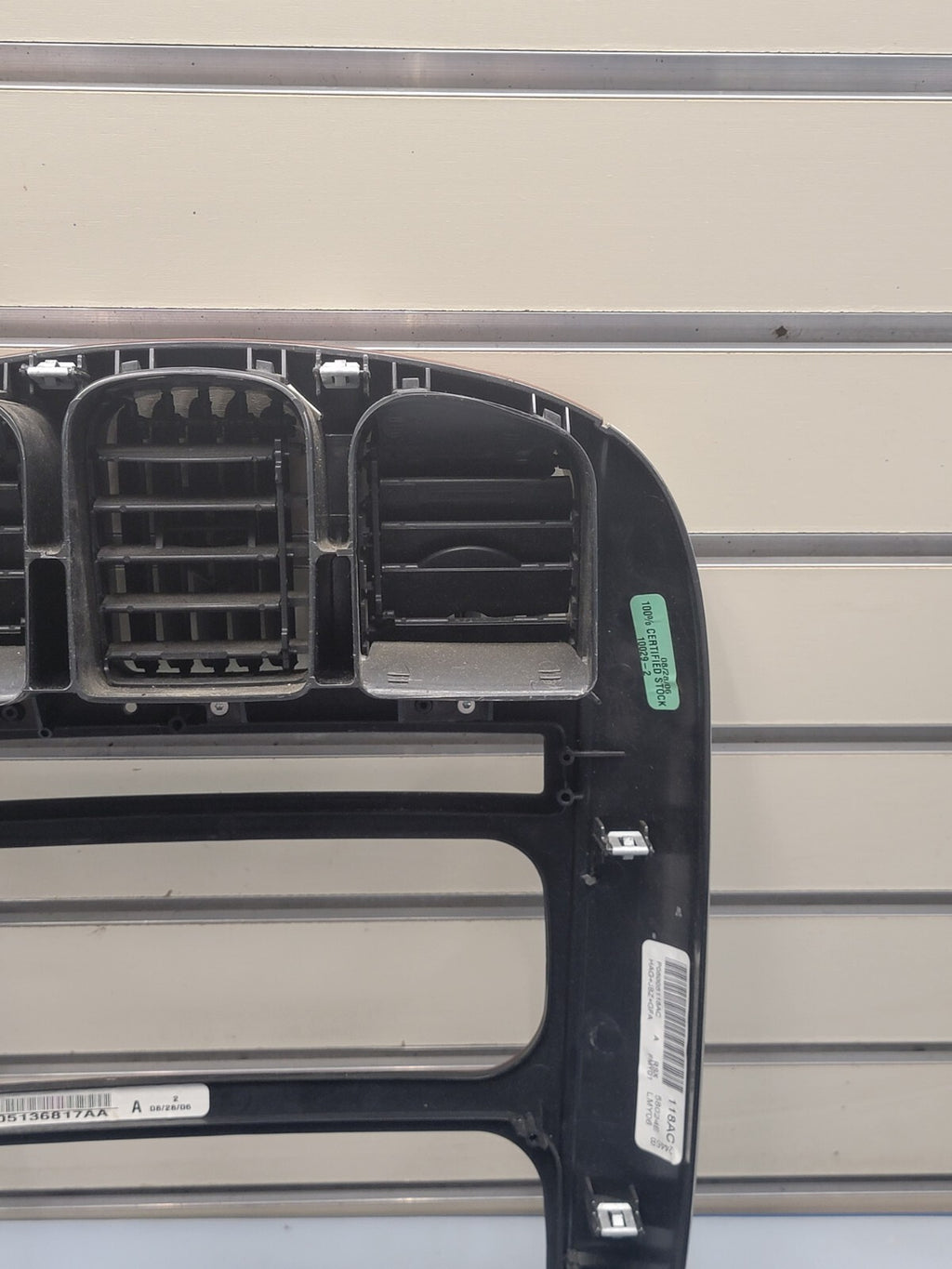 🔥01-07 Dodge Caravan Town & Country dash radio climate TRIM bezel woodgrain