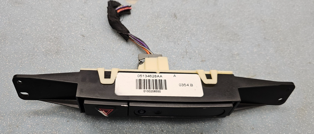 🔥01-07 CARAVAN Grand Caravan Town & Country  warning HAZARD LIGHT SWITCH BLACK