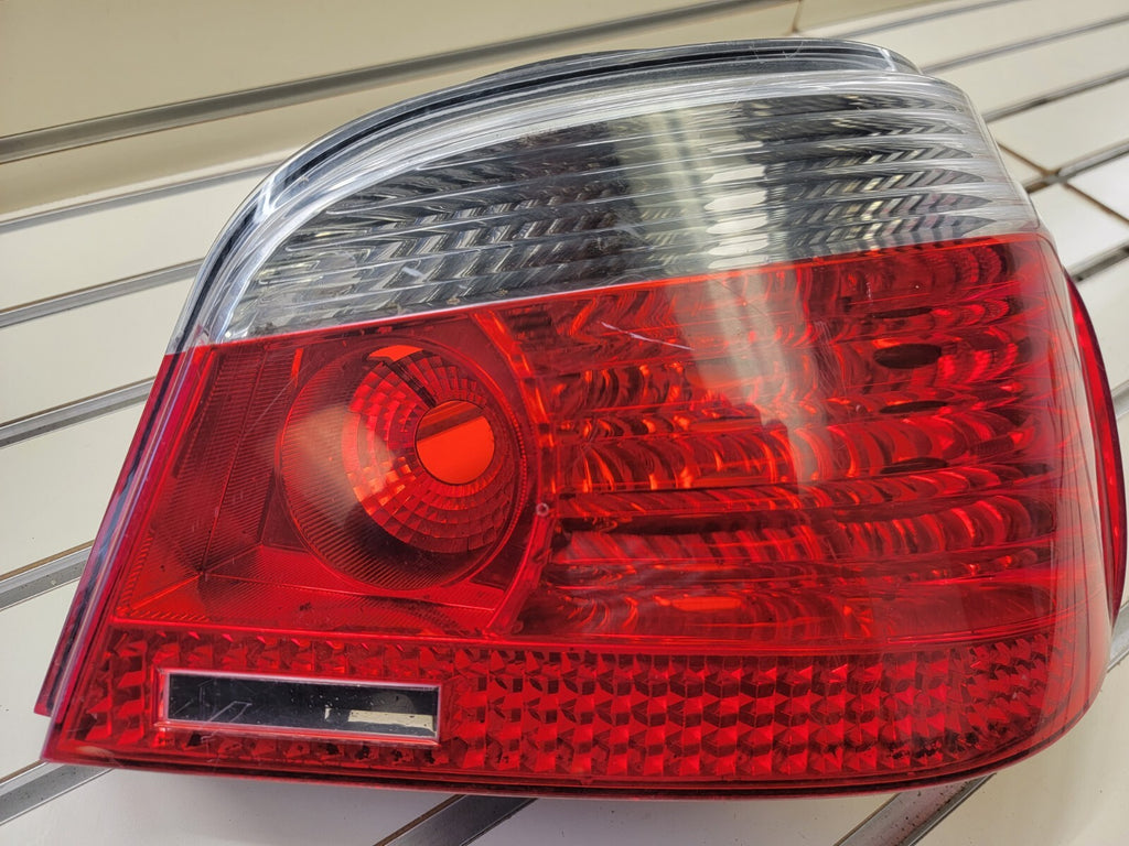 🔥2008 - 2010 BMW  528i 535i 530i 550i Tail light taillight lamp right passenger