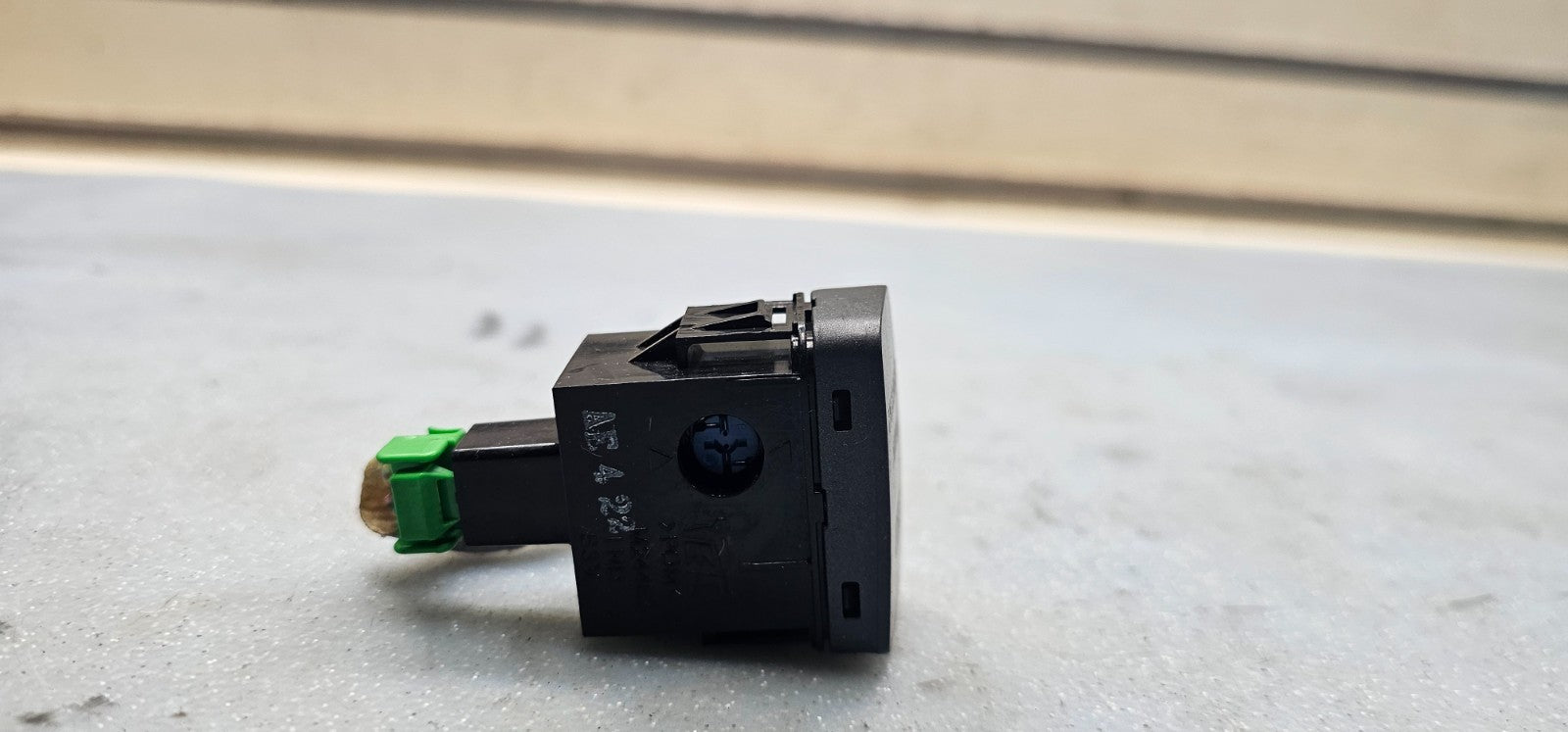 🔥01-06 Acura MDX Dash Panel Passenger Light Switch Black