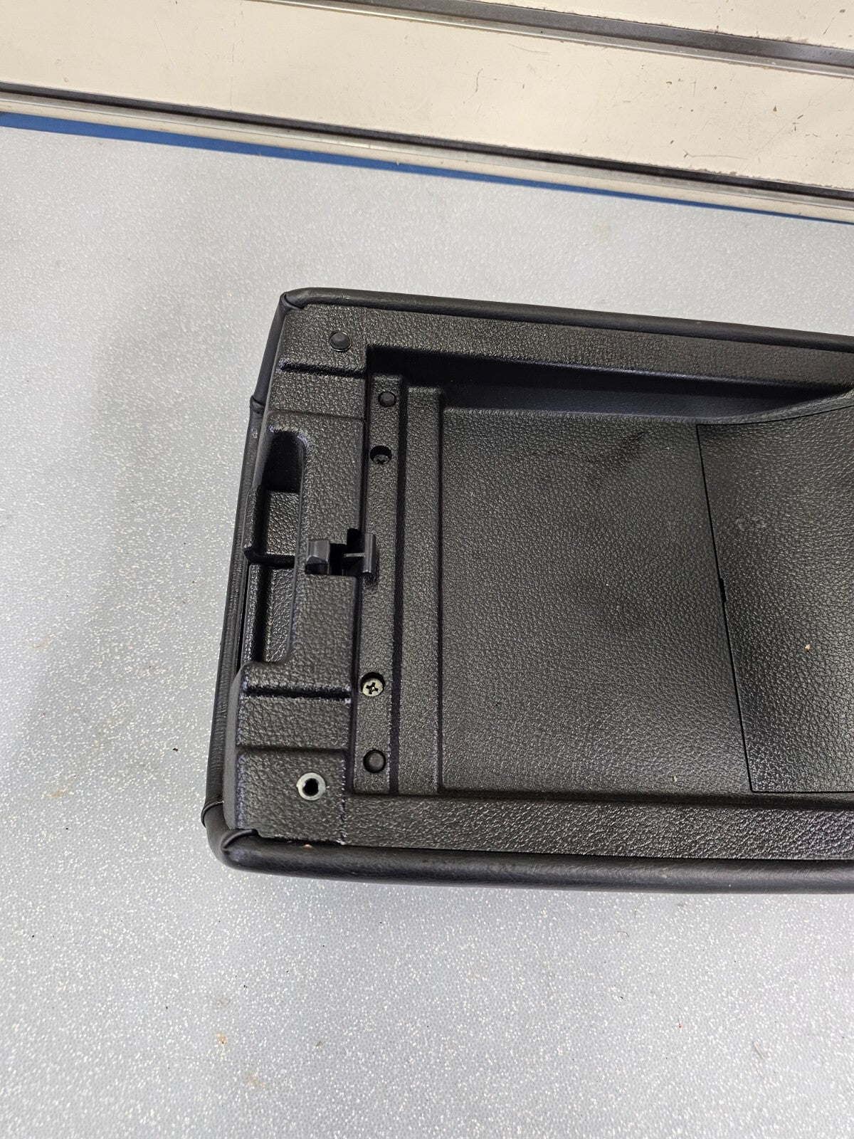 🔥09-14 NISSAN MURANO CENTER FRONT CONSOLE ARM REST LID PAD COVER LEATHER OEM