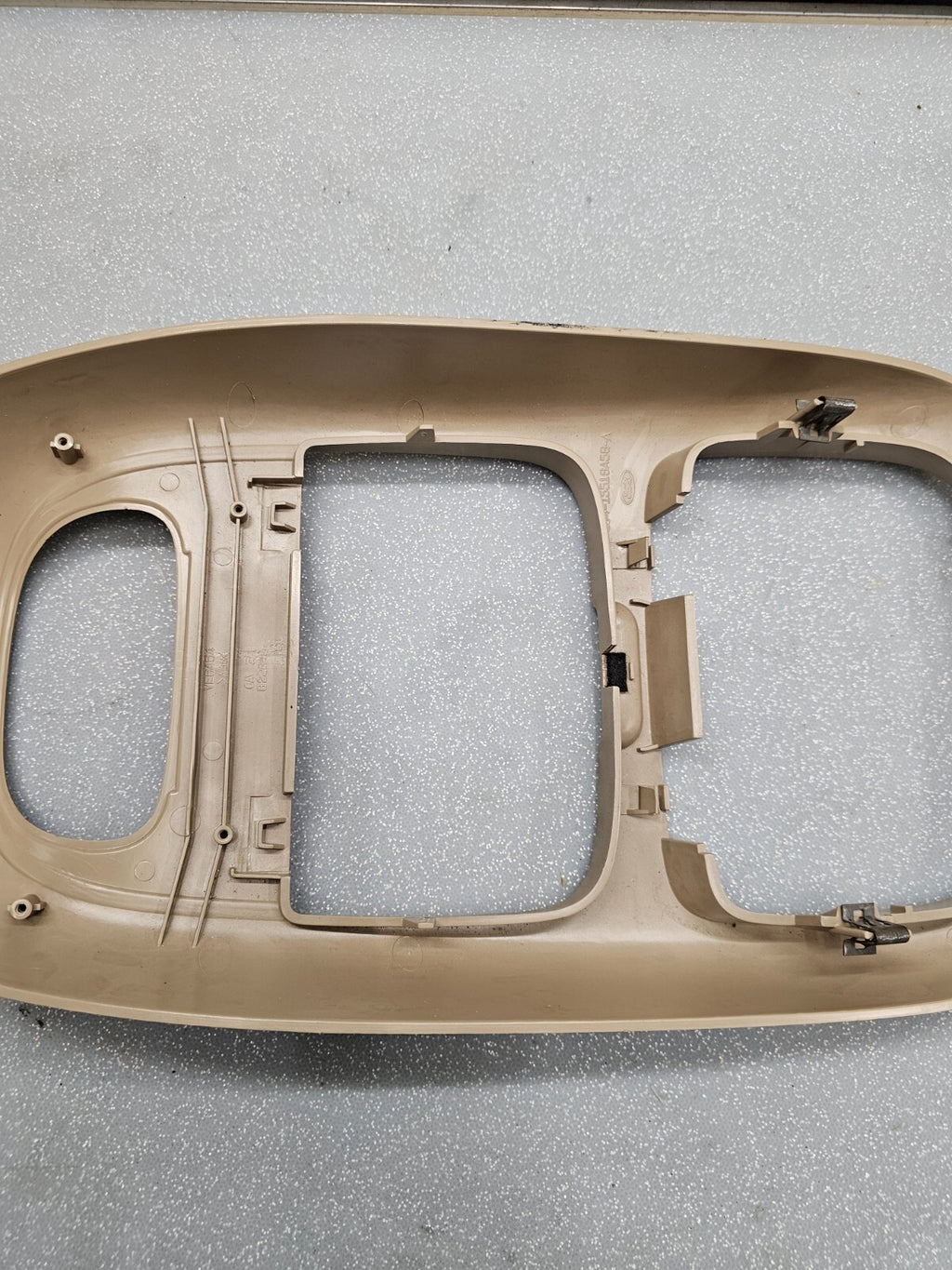 🔥97-03 Ford F150 EXPEDITION Overhead CONSOLE Display Comp STORAGE Frame TAN 08