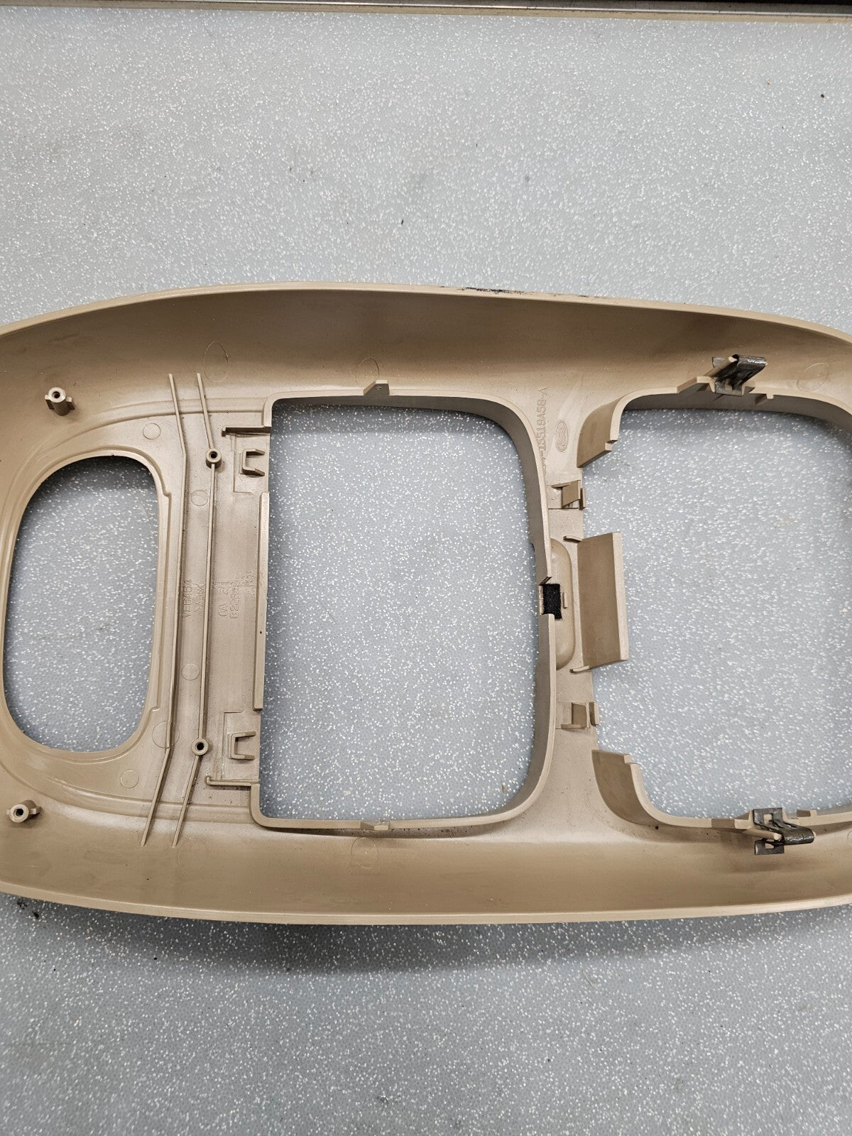 🔥97-03 Ford F150 EXPEDITION Overhead CONSOLE Display Comp STORAGE Frame TAN 08