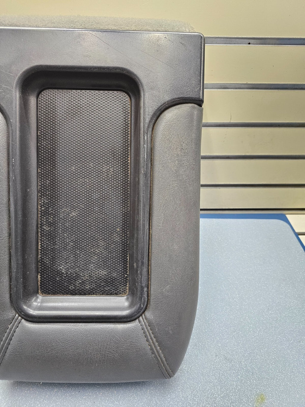 🔥99-06 SILVERADO SIERRA Center Console JUMP SEAT Armrest Leather Gray/Black JS4