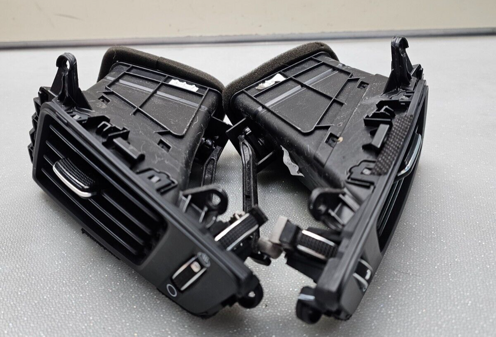 🔥2011 - 2013 Hyundai Sonata Driver & Passenger Center Dash Air Vents OEM