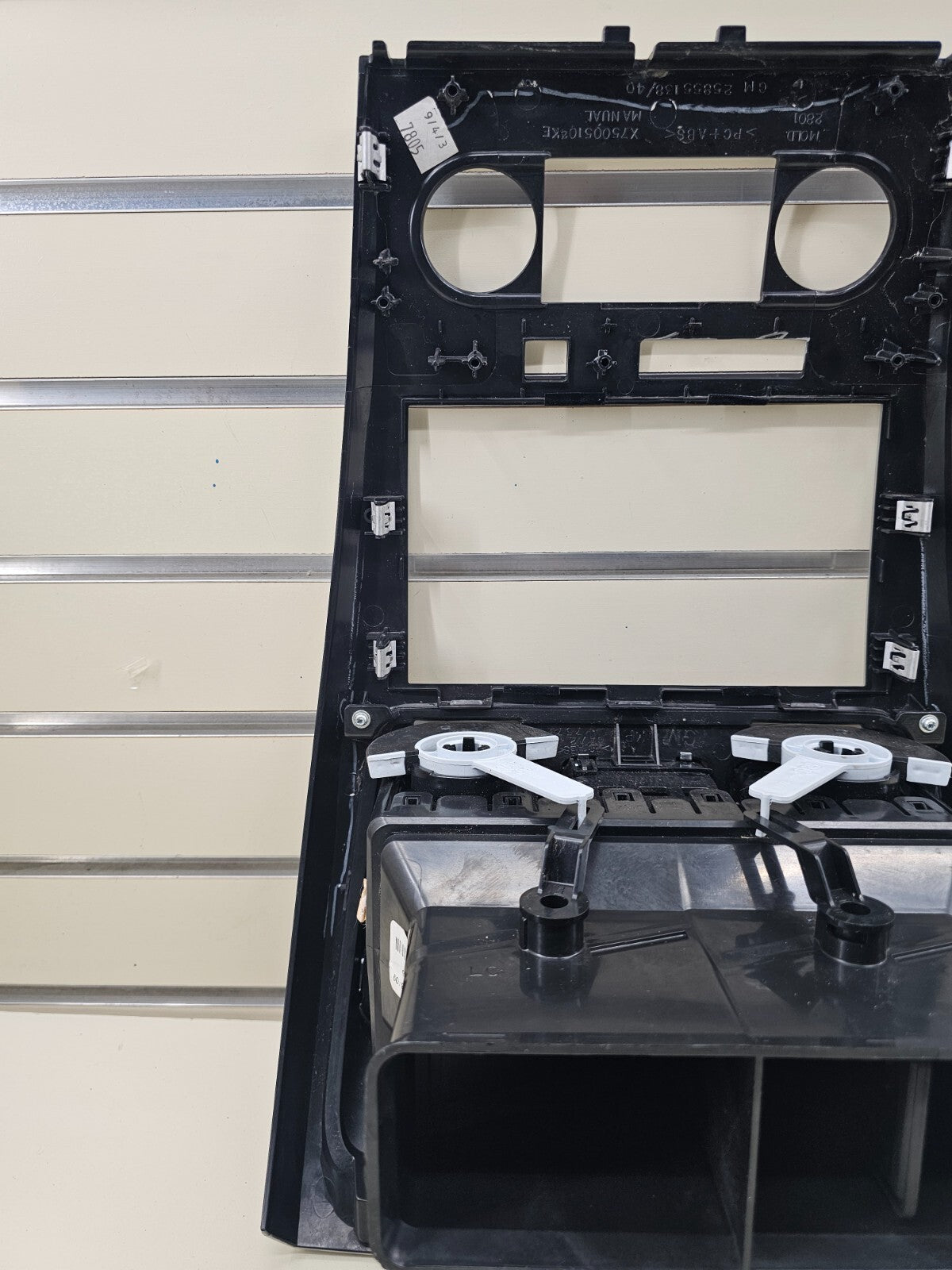 🔥07-12 GMC Acadia Center Dash Radio Bezel Climate Control Trim Panel Silver OEM